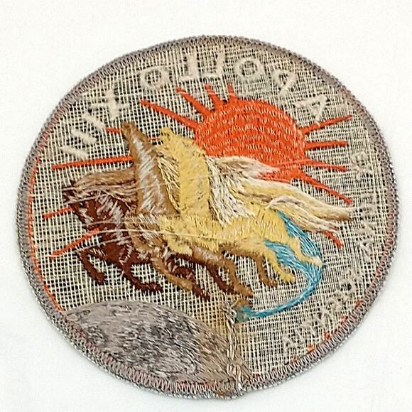 Vintage Apollo XIII Embroidered Patch 4" Ex Luna Scientia Original New - Picture 3 of 4